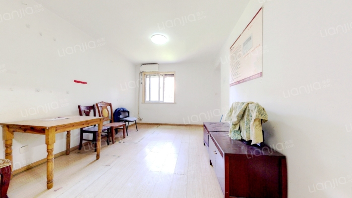 亚东滨江和园二手房实景图