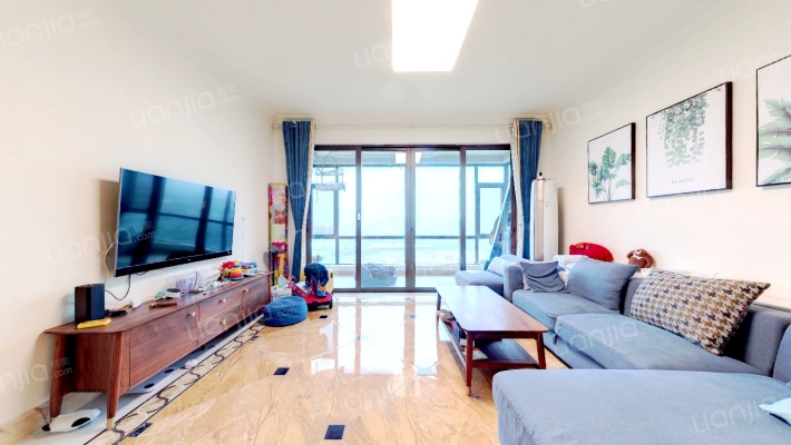 碧桂园翡翠湾二手房实景图