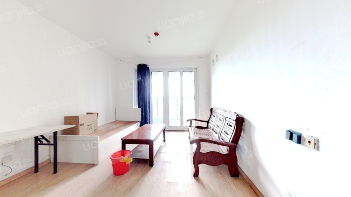 水岸香堤二手房实景图