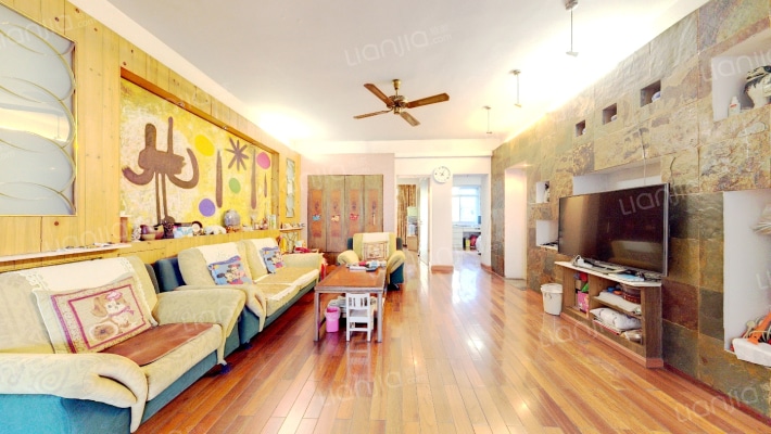 湖北省旅游学校教工宿舍二手房实景图