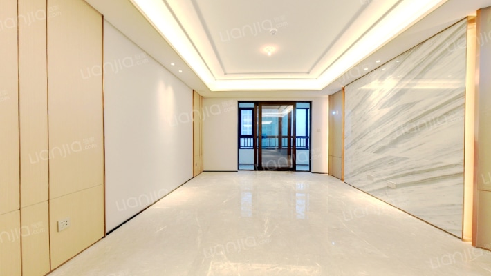 万科翡翠国宾C地块二手房实景图