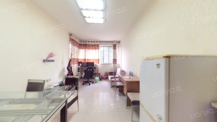 白鹤小区二手房实景图