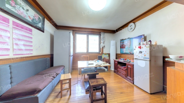 淞南大八村二手房实景图