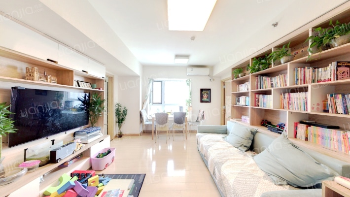 万科金地中山公园二手房实景图