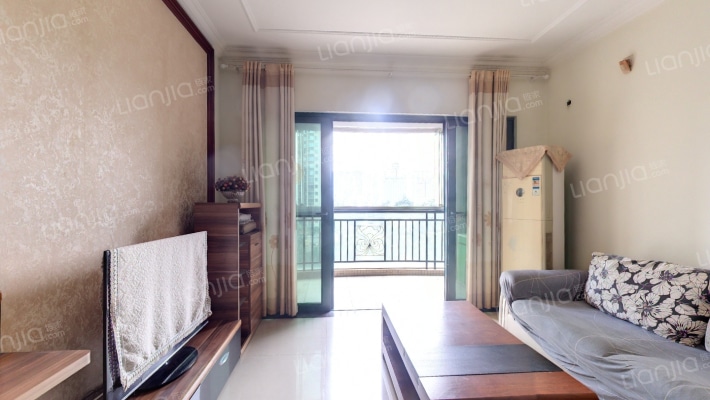 恒大绿洲二手房实景图