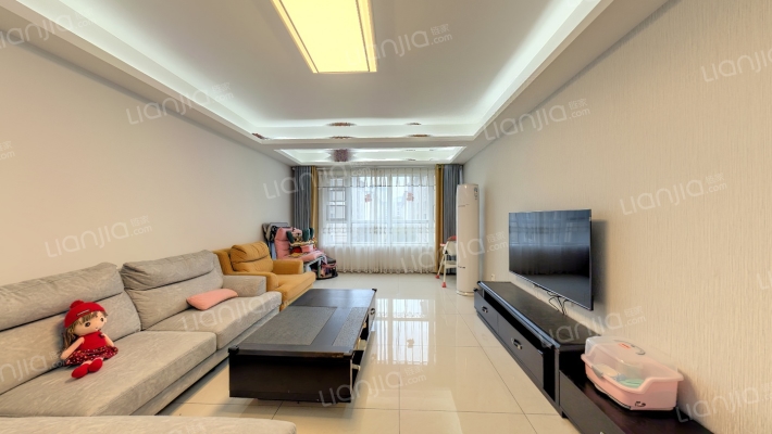 天山名苑二手房实景图