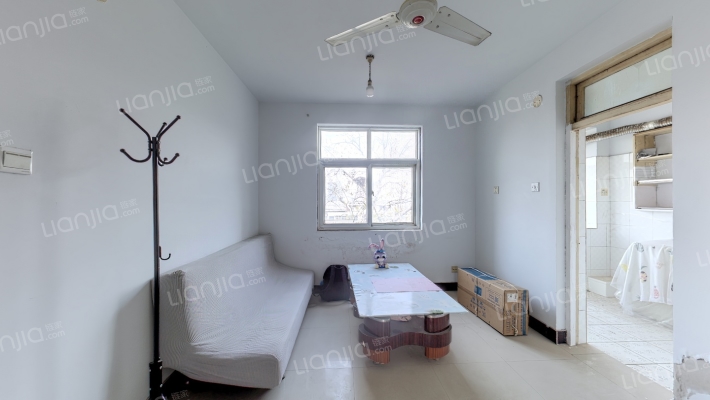 建华街小区二手房实景图