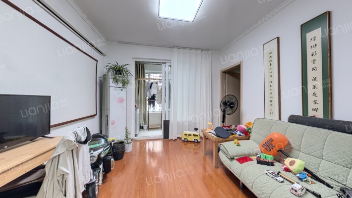 招商依山溪谷花园东苑二手房实景图