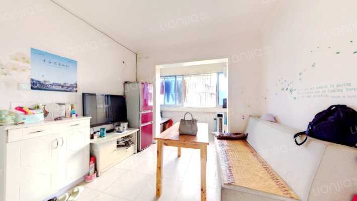 中央花园一期三组团二手房实景图