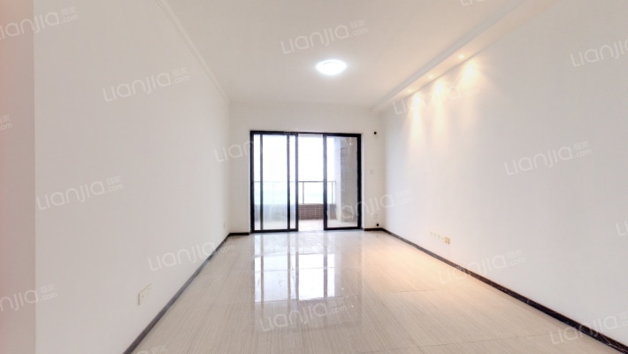 越秀滨海珺城二手房实景图