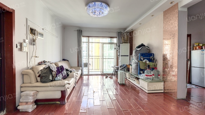 日月山水西区二手房实景图