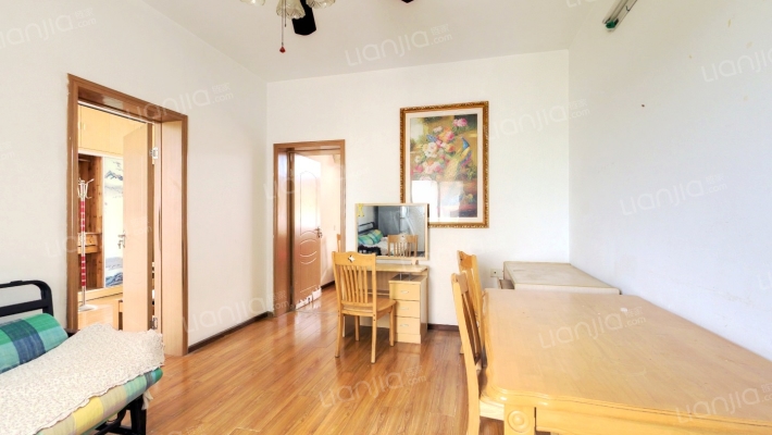 热电社区二手房实景图