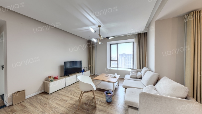 人居盛和林语南区二手房实景图