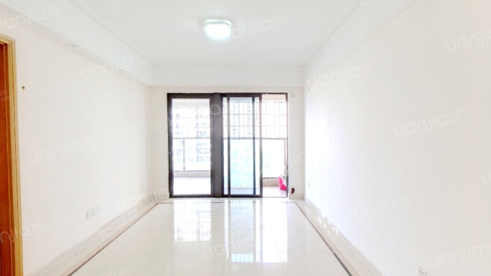 保利西雅图二期二手房实景图