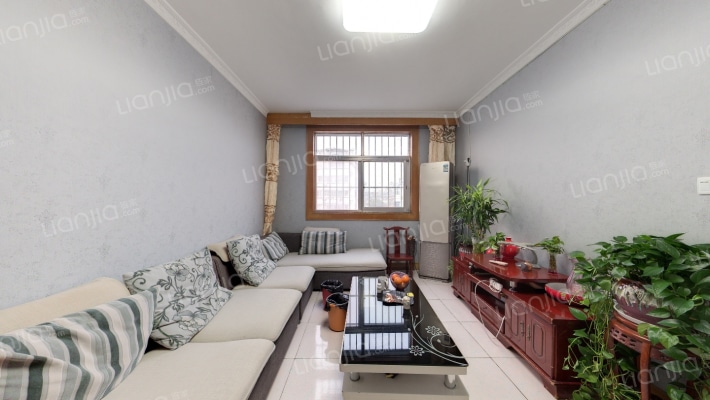 芙阁路二手房实景图