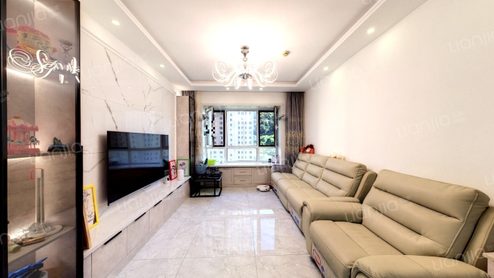 伴山澜湾二手房实景图