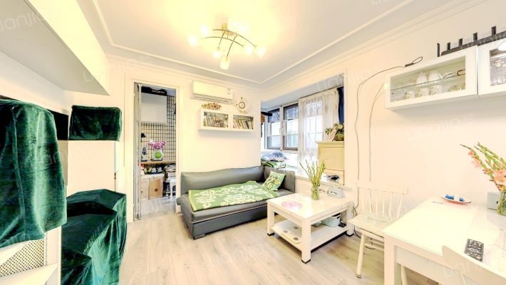 嘉富丽苑二手房实景图