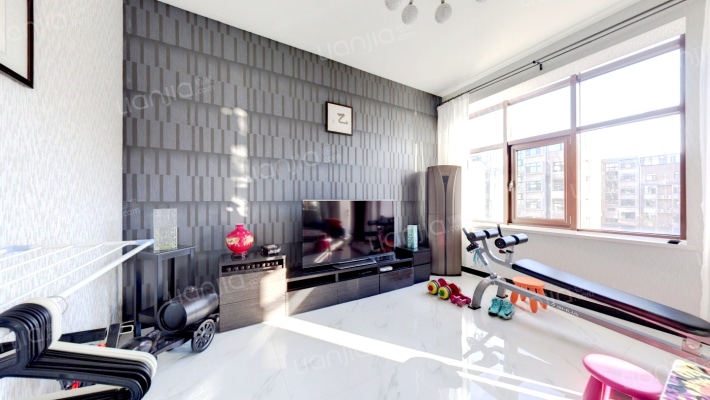 龙顺御墅二手房实景图