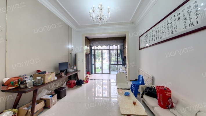 恒大御湖湾C区二手房实景图