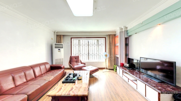 米兰花苑二手房实景图