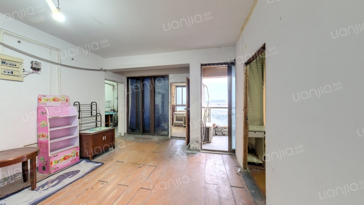 蓝湾花园二手房实景图