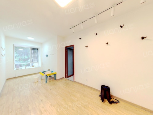 整租·鑫苑名家一期 3室1厅 东南