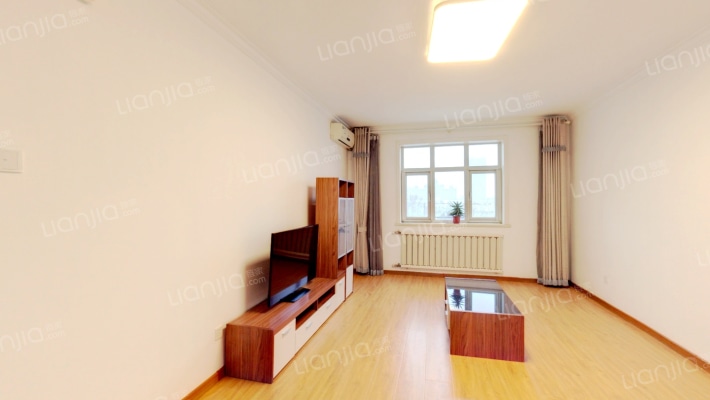 洛卡小镇逸境园二手房实景图