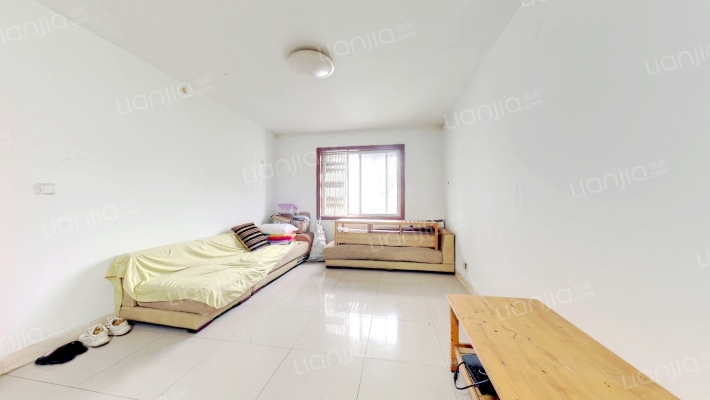 柏林小区卉悦居二手房实景图