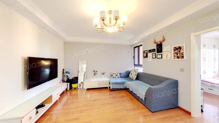 长安萨尔斯堡二手房实景图