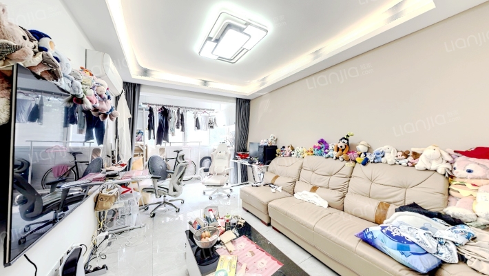 金汇花园三街坊先锋公寓二手房实景图