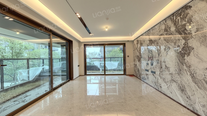 万科翠湾中城悦曦园二手房实景图