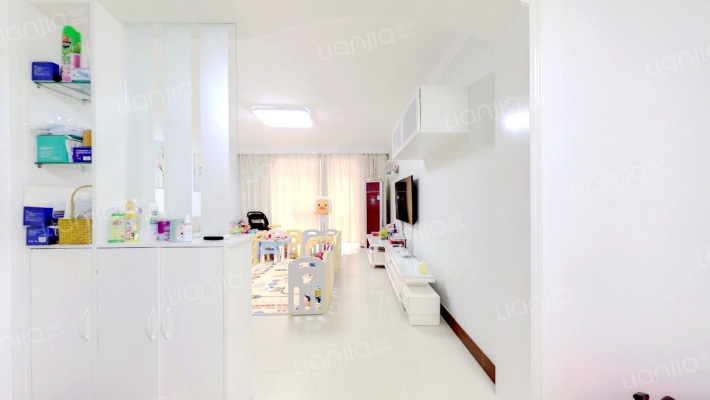 美景雅苑二手房实景图