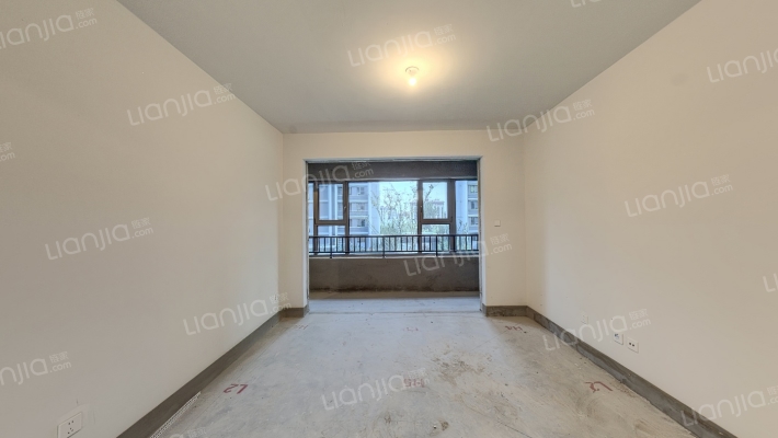 绿城春风心语二手房实景图