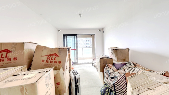 华润置地时代之城二期二手房实景图