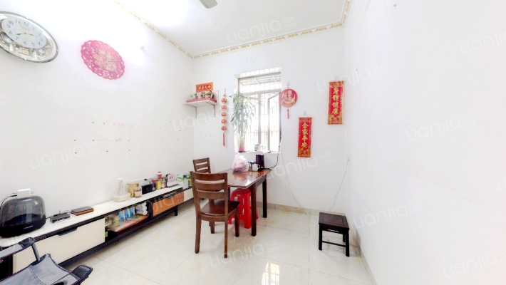 卫宁路二手房实景图