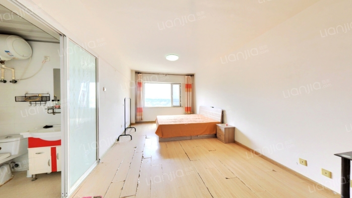 解放花园东区二手房实景图