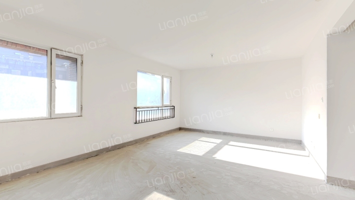 旭辉御锦二手房实景图