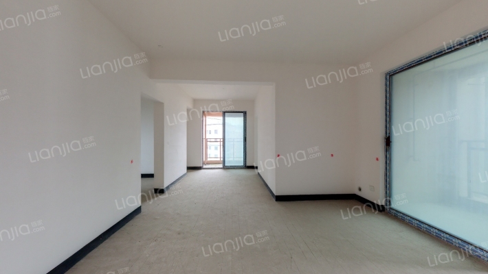 恋湖学郡二手房实景图