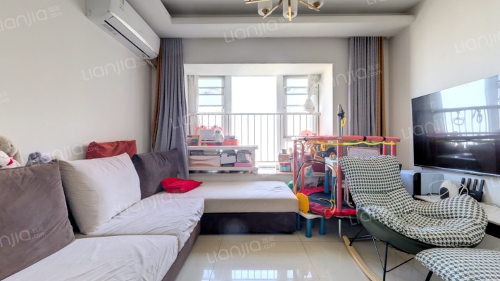 万科海悦汇城东区二手房实景图