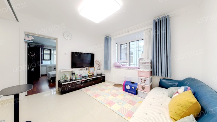 小纬四路二手房实景图