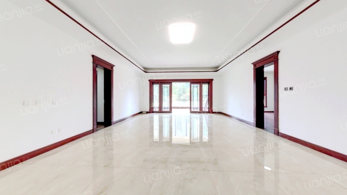 凤凰城四期二手房实景图