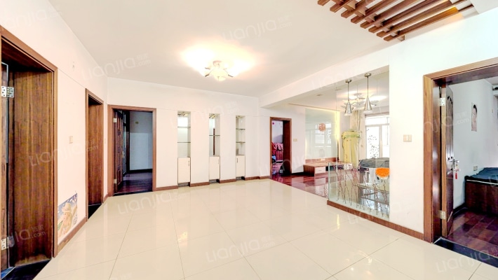 锦盛苑二手房实景图