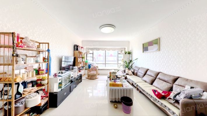 湾畔雅苑二手房实景图