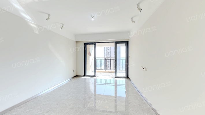 锦绣国际花城四期二手房实景图