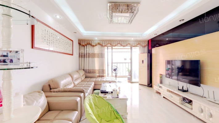 南港名轩二手房实景图