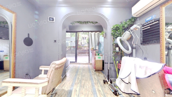 清水河畔二手房实景图