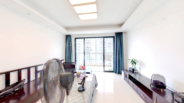 佳嘉豪园二手房实景图