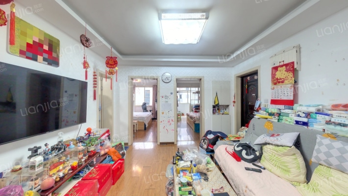 水闸小区二手房实景图