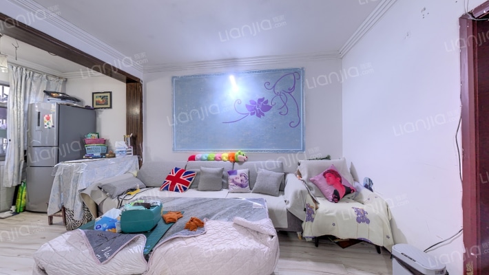 东新区路五十八号二手房实景图