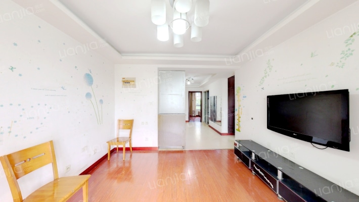 爱庐世纪新苑二手房实景图